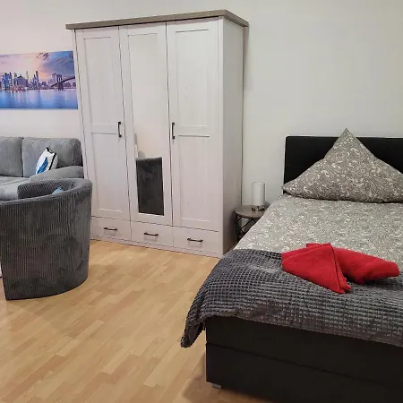 In Oberhausen: Zentral & Ruhig, Eigener Eingang Apartmán