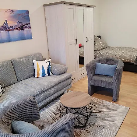 In Oberhausen: Zentral & Ruhig, Eigener Eingang Apartmán