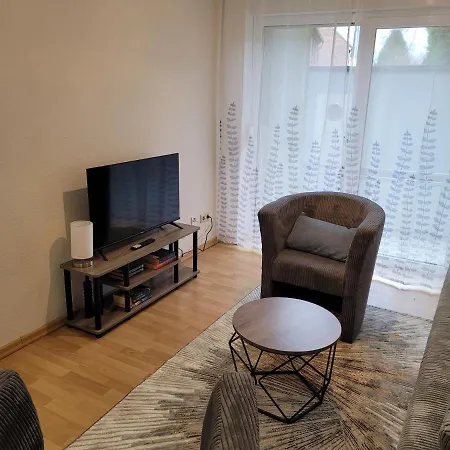 In Oberhausen: Zentral & Ruhig, Eigener Eingang Apartment *