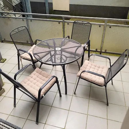 In Oberhausen: Zentral & Ruhig, Eigener Eingang