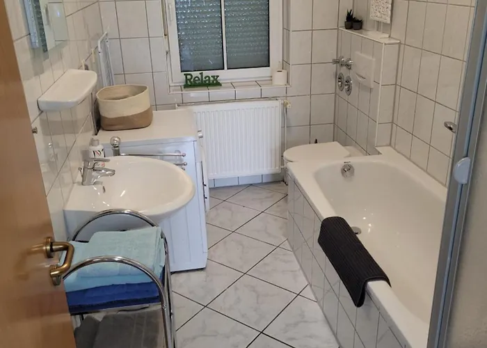 In Oberhausen: Zentral & Ruhig, Eigener Eingang Oberhausen (North Rhine-Westphalia)