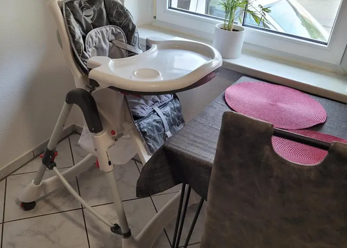 In Oberhausen: Zentral & Ruhig, Eigener Eingang *